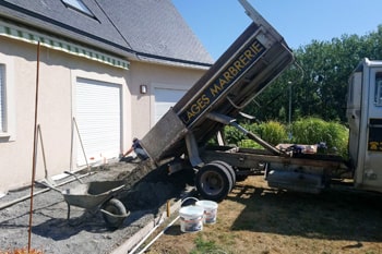 Réalisation d'une dalle béton pour la pose d'un carrelage sur une terrasse à Saint-Contest